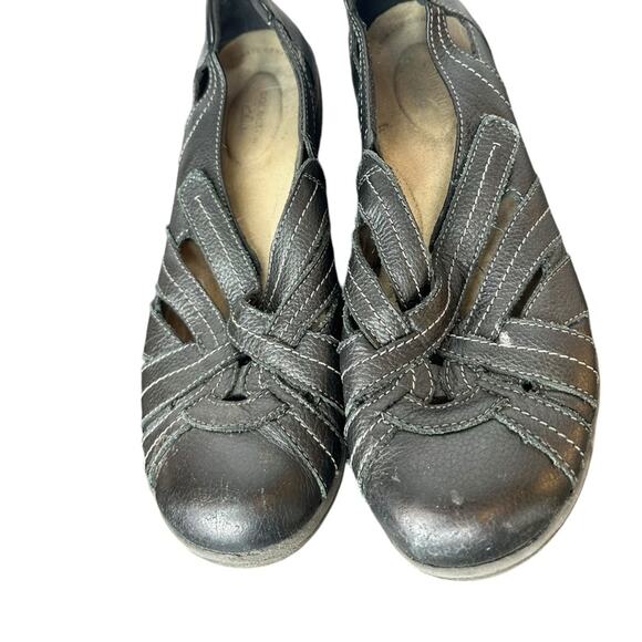 Clark’s 7.5 Walking Shoe Black - Picture 1 of 9